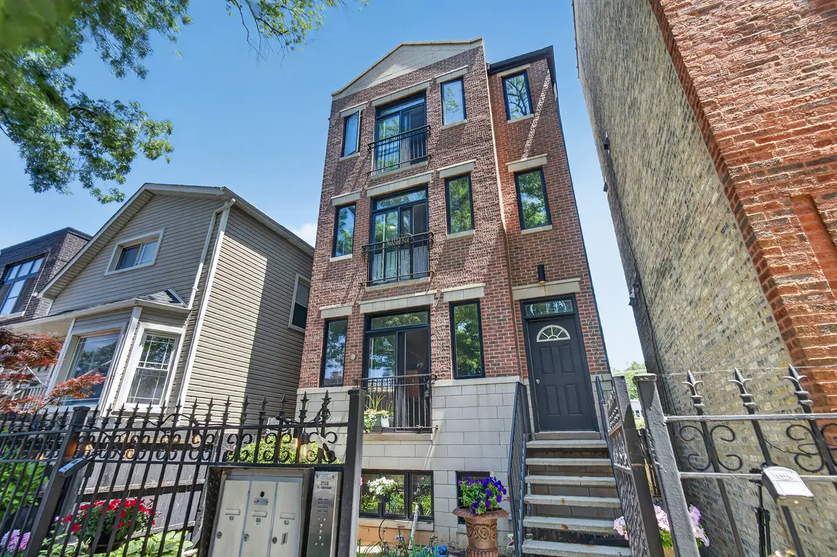 2709 N Campbell Avenue #1, Chicago, IL 60647 - #1