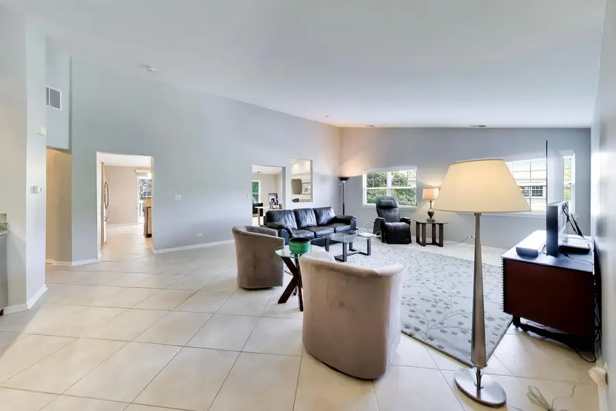 577 Harvey Lake Drive, Vernon Hills, IL 60061 - #3