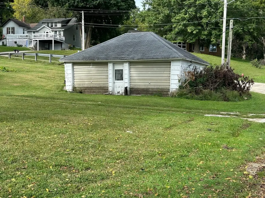 1520 Chicago Avenue, Savanna, IL 61074 - #3