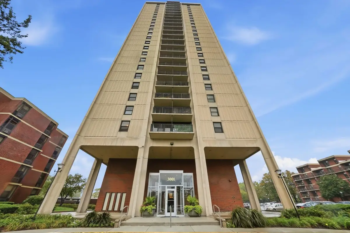 3001 S Michigan Avenue #809, Chicago, IL 60616 - #1