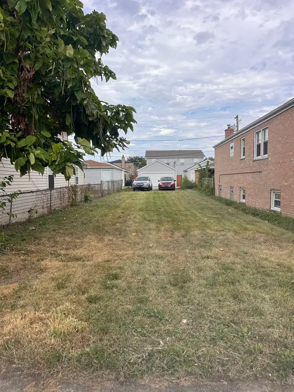 7506 W 64th Street, Summit, IL 60501