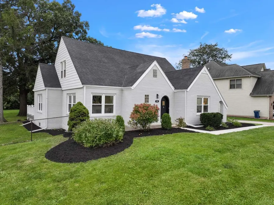 15W105 Harrison Street, Elmhurst, IL 60126 - #2