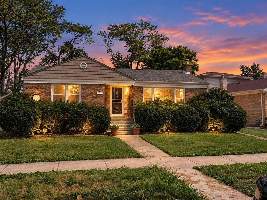12127 Artesian Avenue, Blue Island, IL 60406 - #2