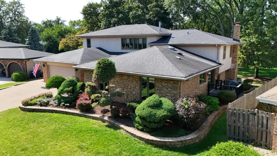 7202 Gold Grove Place, Darien, IL 60561 - #2