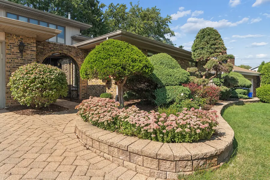 7202 Gold Grove Place, Darien, IL 60561 - #3