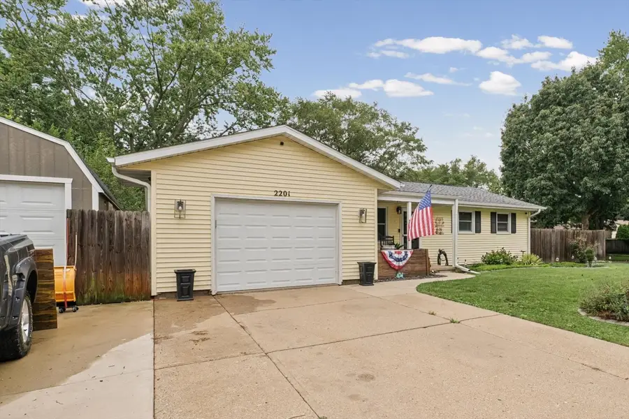 2201 Clover Lane, Champaign, IL 61821 - #3