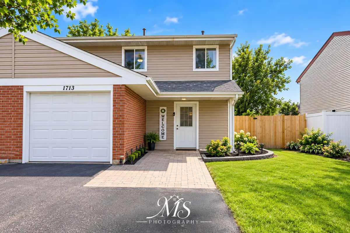 1713 Fulton Lane, Hanover Park, IL 60133 - #1
