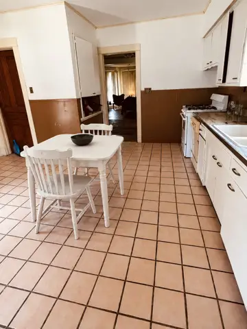397 W Chebanse Avenue, Chebanse, IL 60922 - #3
