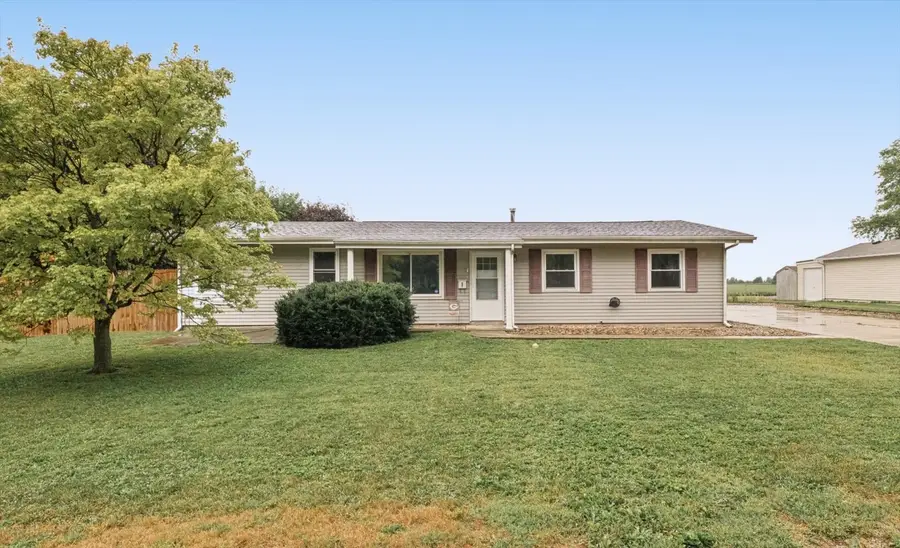 549 S Hinkley Street, Bement, IL 61813 - #2