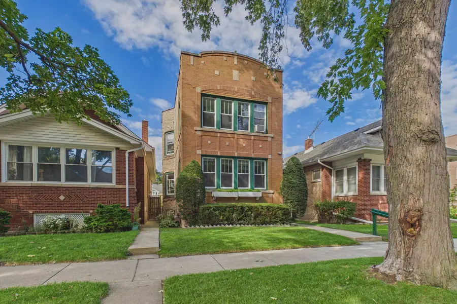6554 N Campbell Avenue, Chicago, IL 60645 - #2