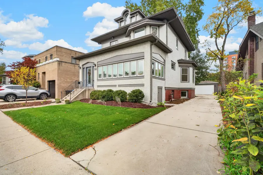 1726 W Jarvis Avenue, Chicago, IL 60626 - #2