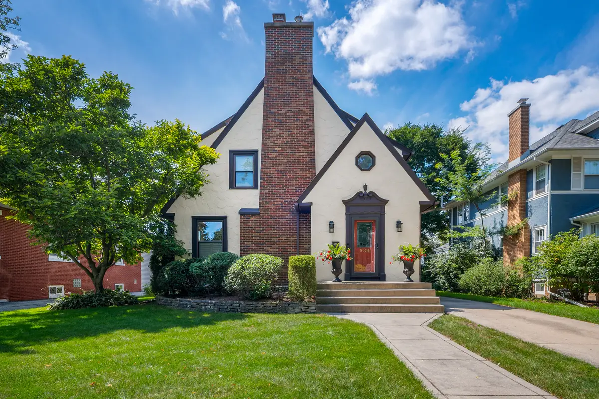 534 N Stone Avenue, La Grange Park, IL 60526 - #1