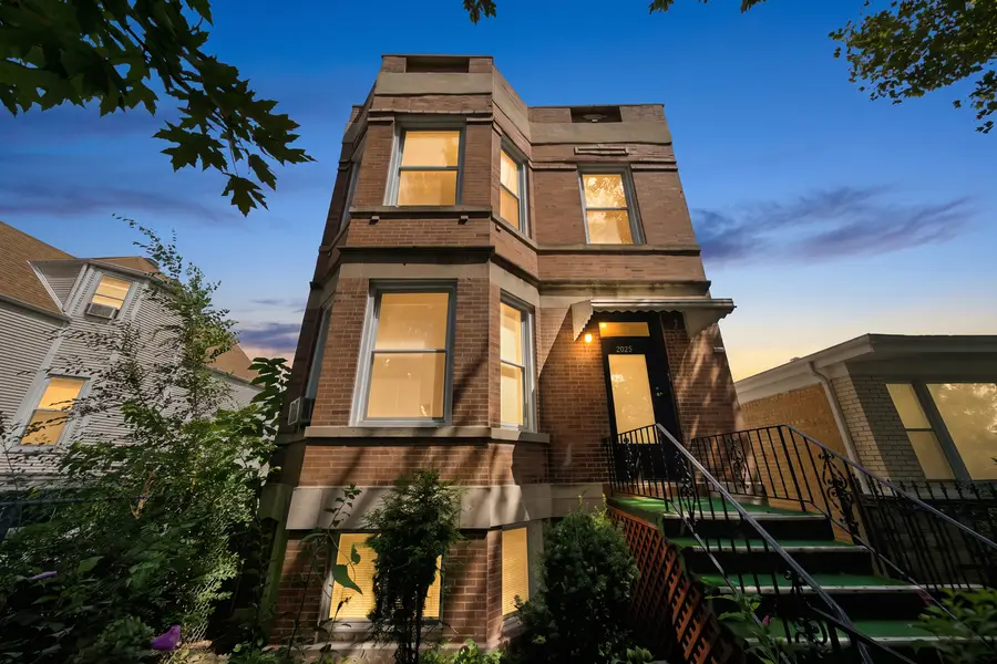 2025 N Lawler Avenue, Chicago, IL 60639 - #2