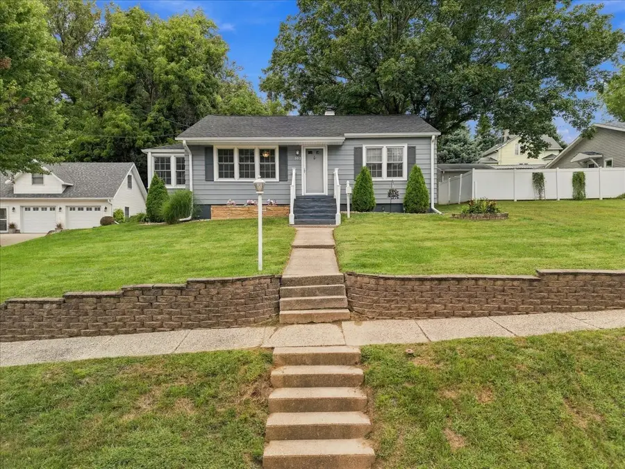 302 Towne Street, Morrison, IL 61270 - #2