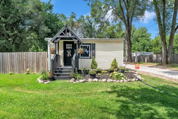 9590 115th Street, Blue Grass, IA 52726