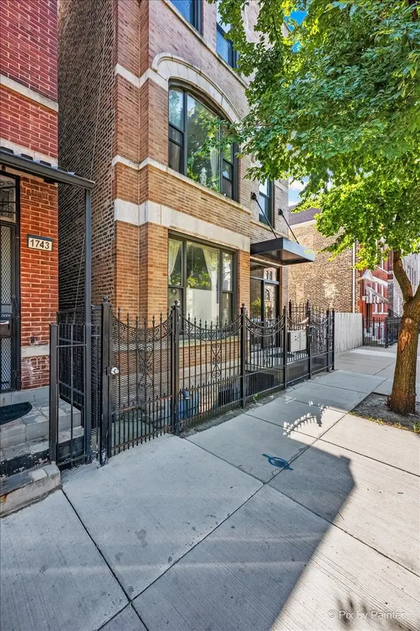 1745 W 18th Place #1R, Chicago, IL 60608