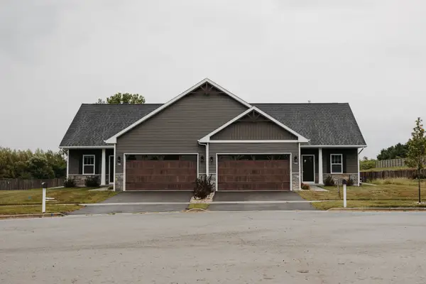 742 Anjali Court #L, Sycamore, IL 60178