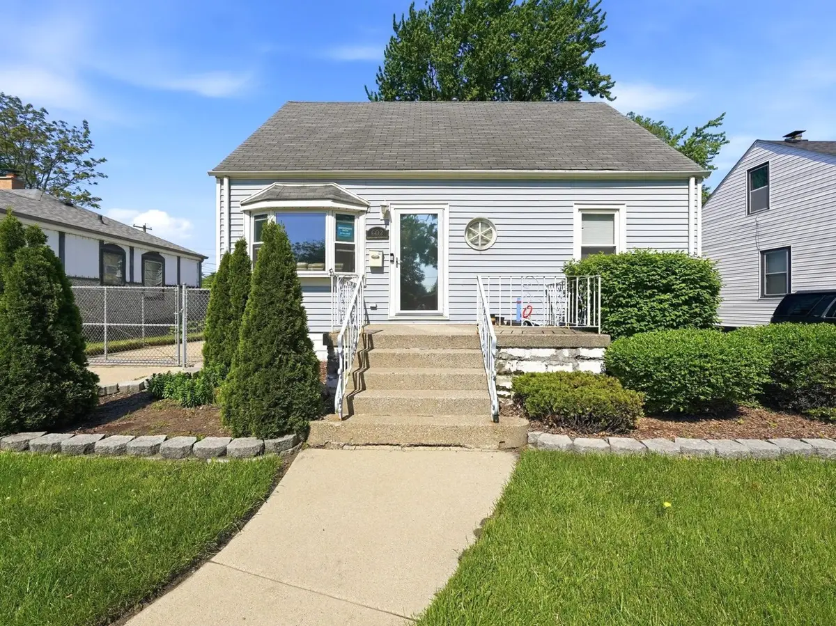 602 Hirsch Avenue, Calumet City, IL 60409 - #1