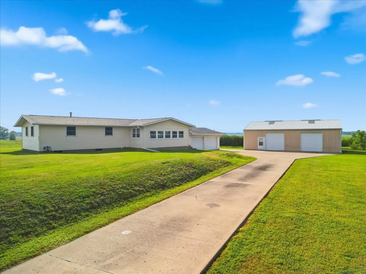 15661 Moline Road, Lyndon, IL 61261 - #1