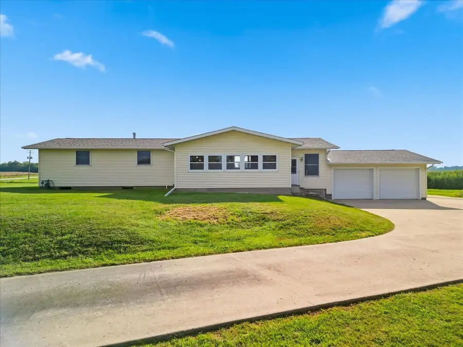 15661 Moline Road, Lyndon, IL 61261 - #3