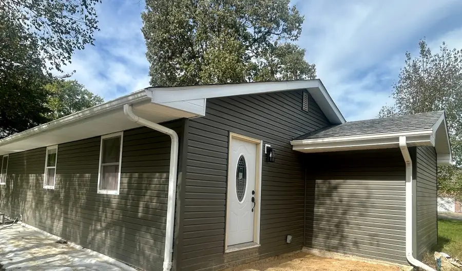 207 Baker Drive, Metropolis, IL 62960 - #2