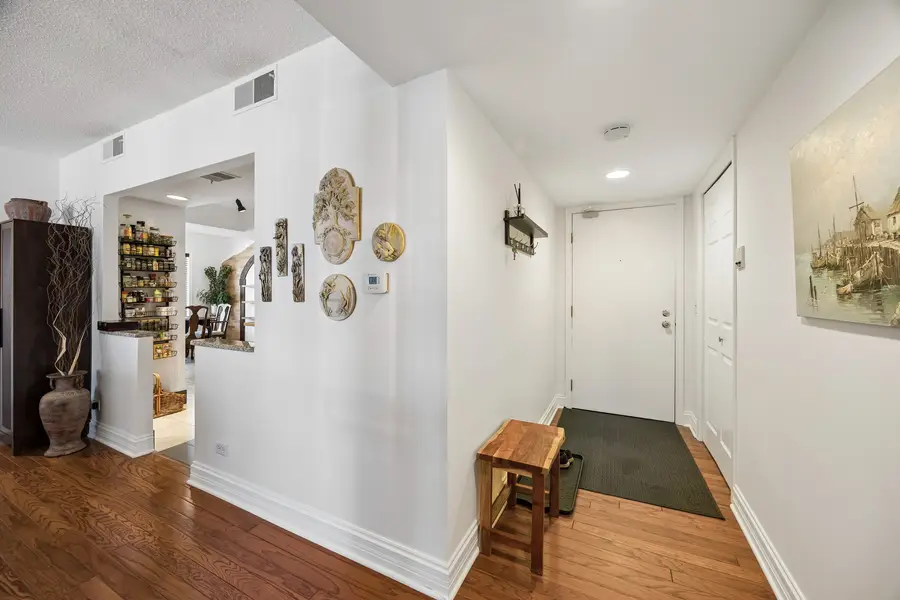 8350 W Addison Street #301, Chicago, IL 60634 - #2