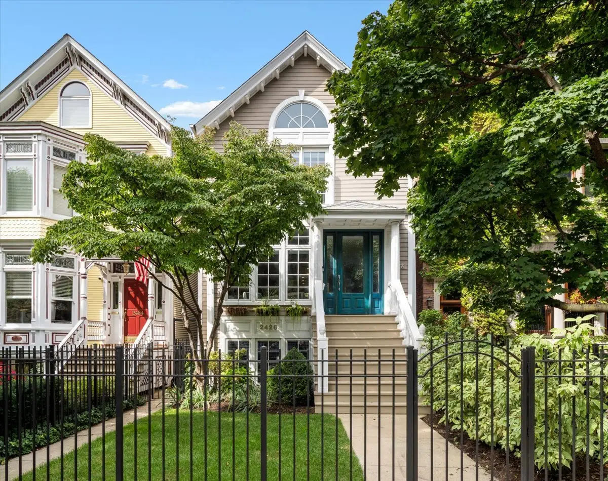 2426 N Burling Street, Chicago, IL 60614 - #1