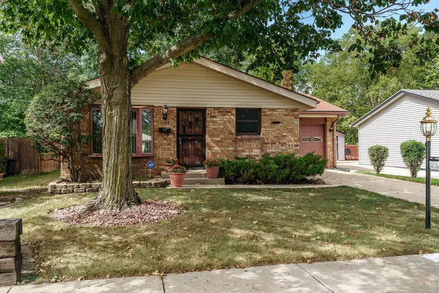 2303 Lucille Street, Rockford, IL 61104 - #2