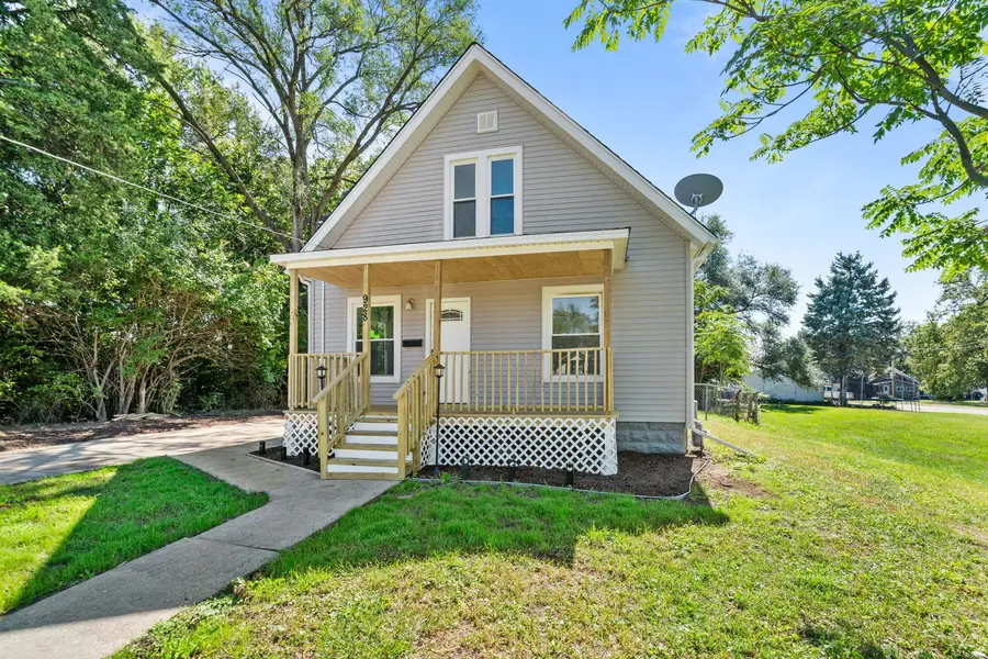 928 Lincoln Avenue, Rockford, IL 61102 - #2