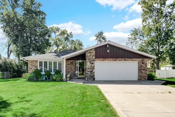 7903 W 102nd Street, Palos Hills, IL 60465