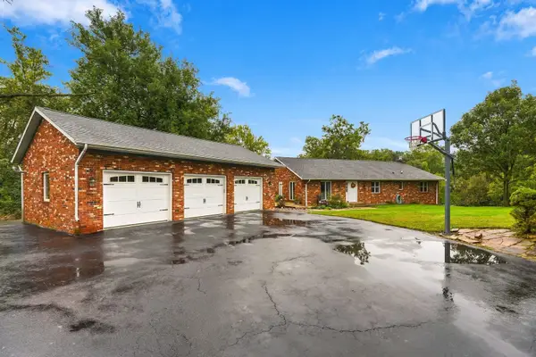 10001 35th Street, Rock Island, IL 61201
