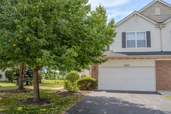 11623 Grand Canyon Avenue #D, Huntley, IL 60142