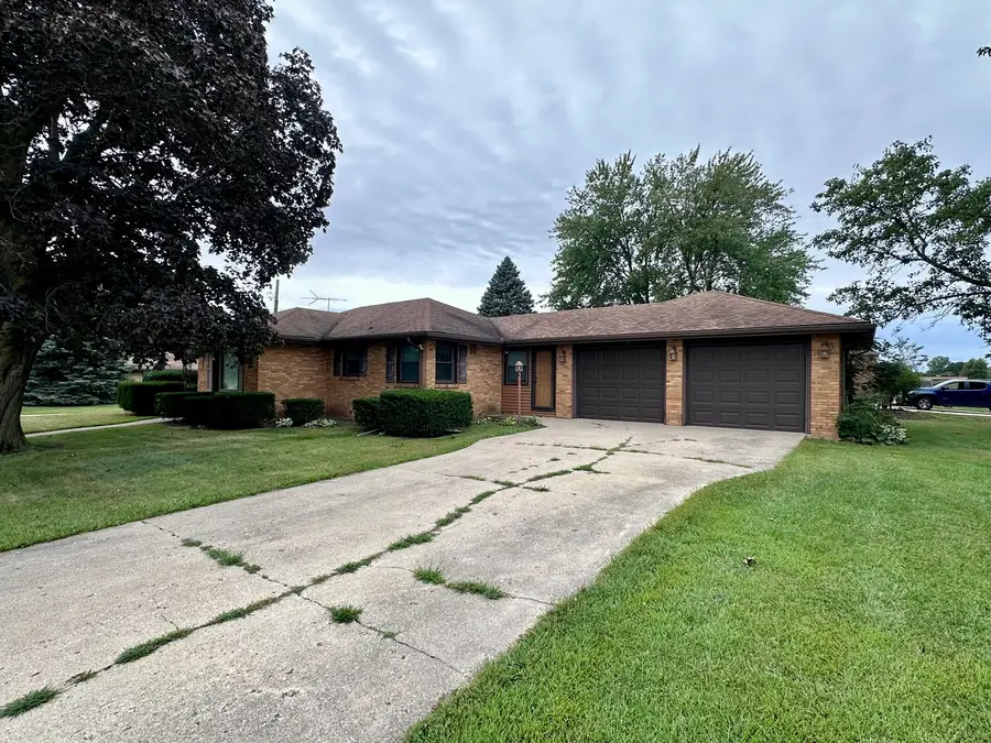 1507 Ave F, Sterling, IL 61081 - #2