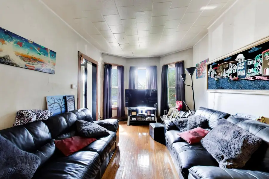 Address Withheld By Seller, Chicago, IL 60651 - #3