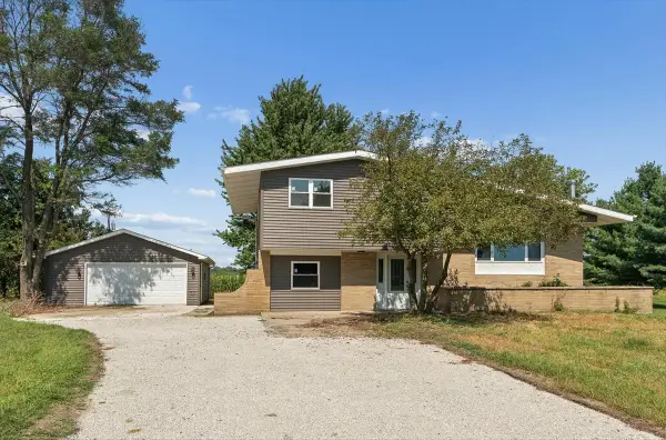 1188 E 3300 N Road, Chebanse, IL 60922