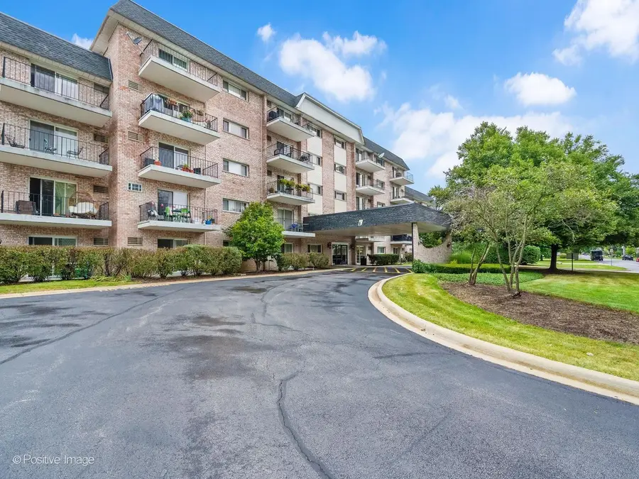 1000 S Lorraine Road #104, Wheaton, IL 60189 - #2