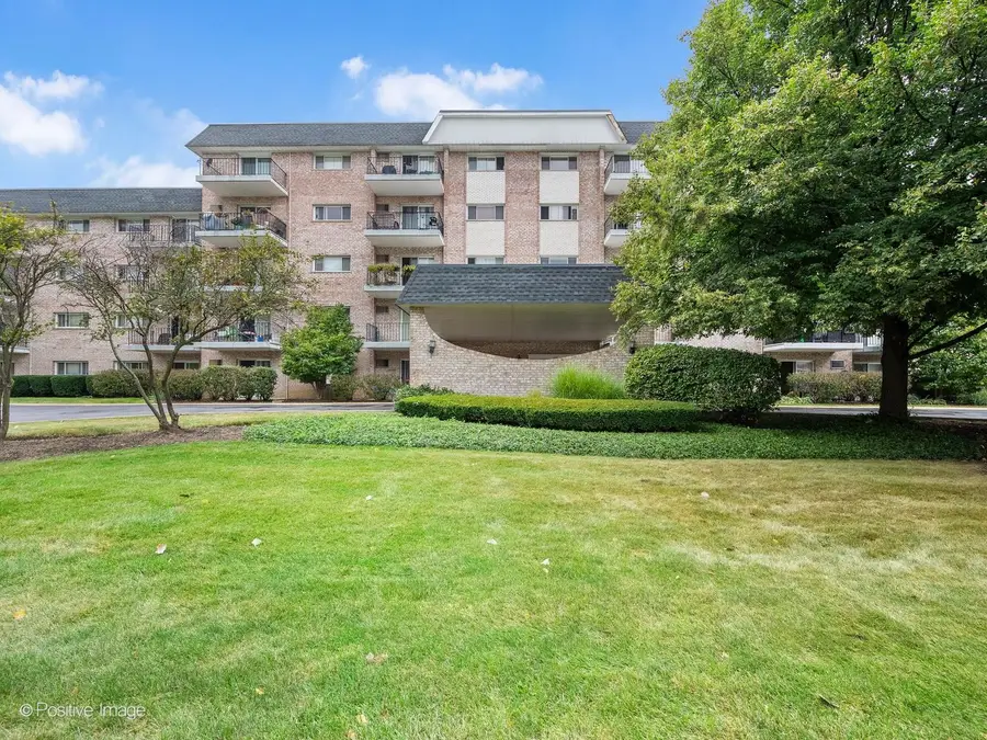 1000 S Lorraine Road #104, Wheaton, IL 60189 - #3