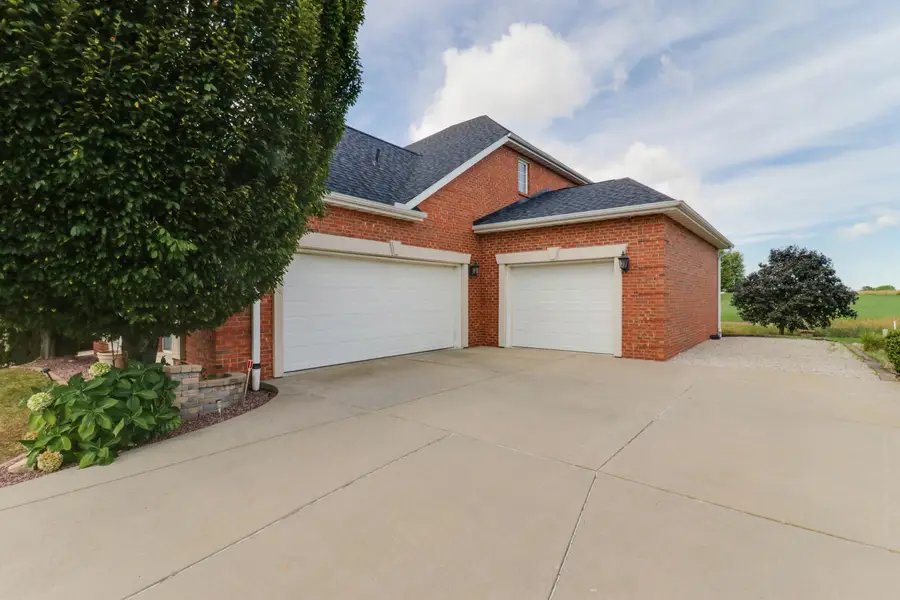 2807 Lone Oak Road, Bloomington, IL 61705 - #2
