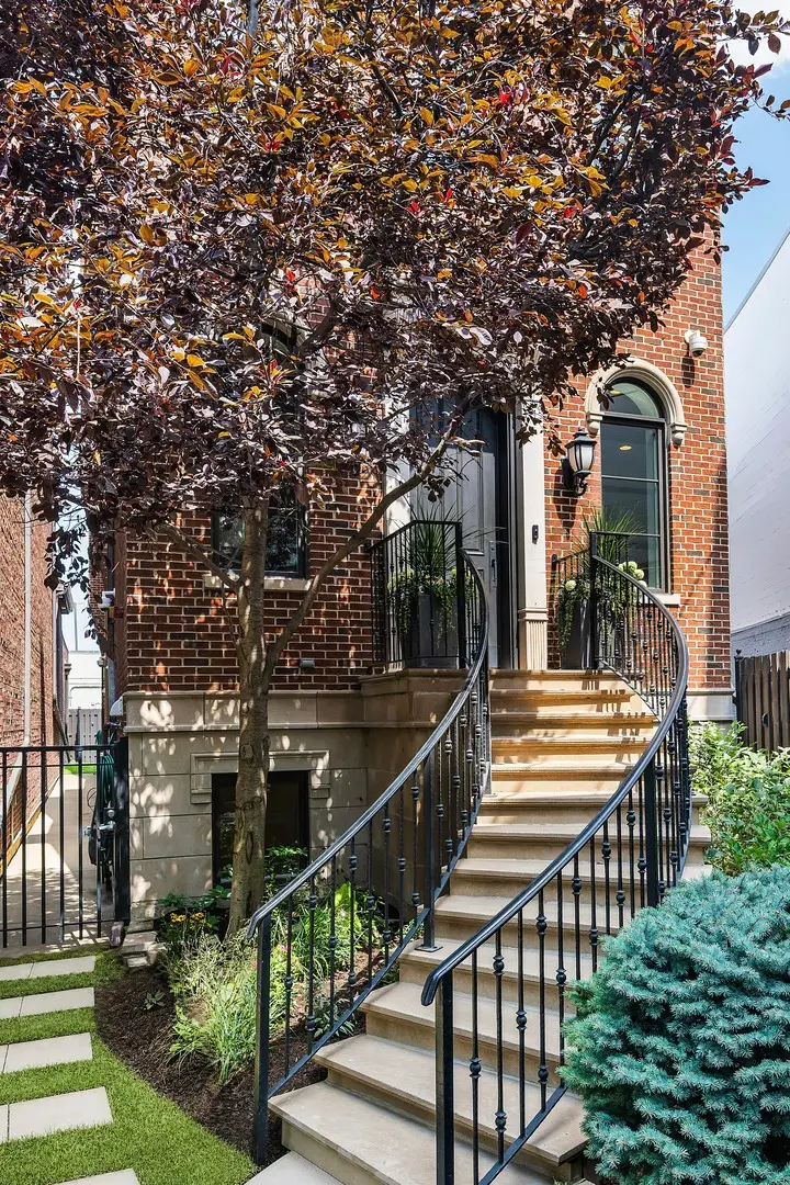 1630 W Surf Street, Chicago, IL 60657 - #1