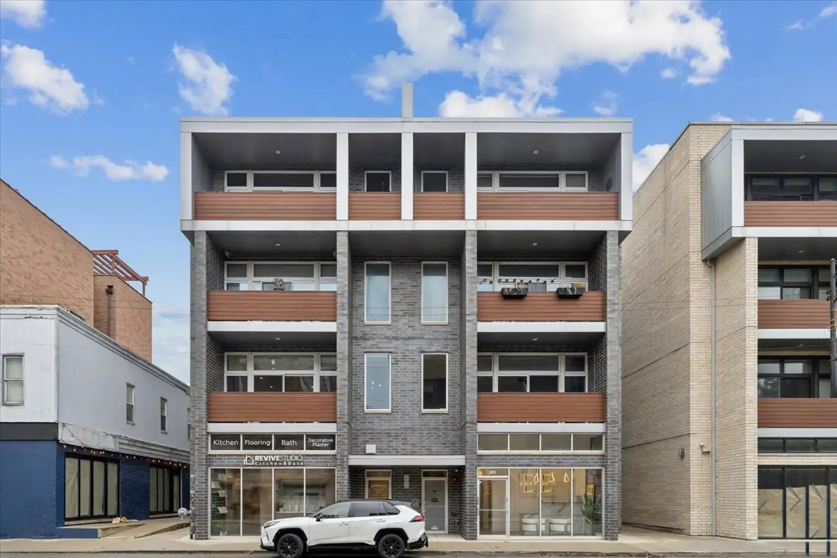 2837 N Halsted Street #2N, Chicago, IL 60657 - #1