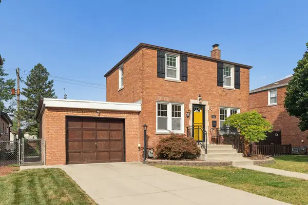 9116 S Troy Avenue, Evergreen Park, IL 60805
