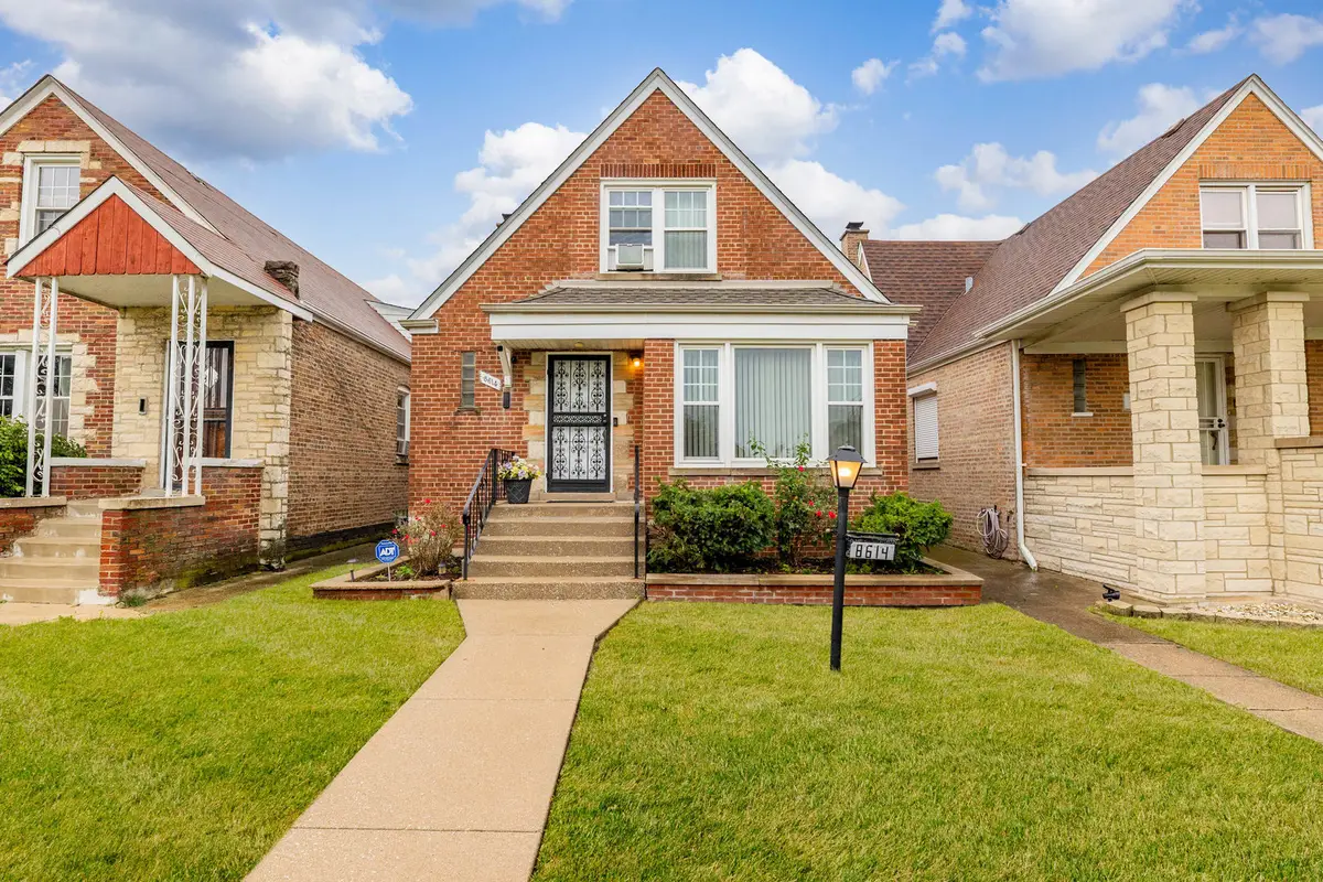 8614 S Prairie Avenue, Chicago, IL 60619 - #1