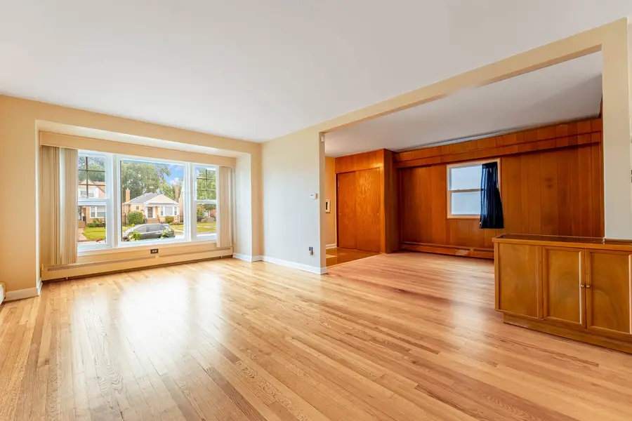 8614 S Prairie Avenue, Chicago, IL 60619 - #2