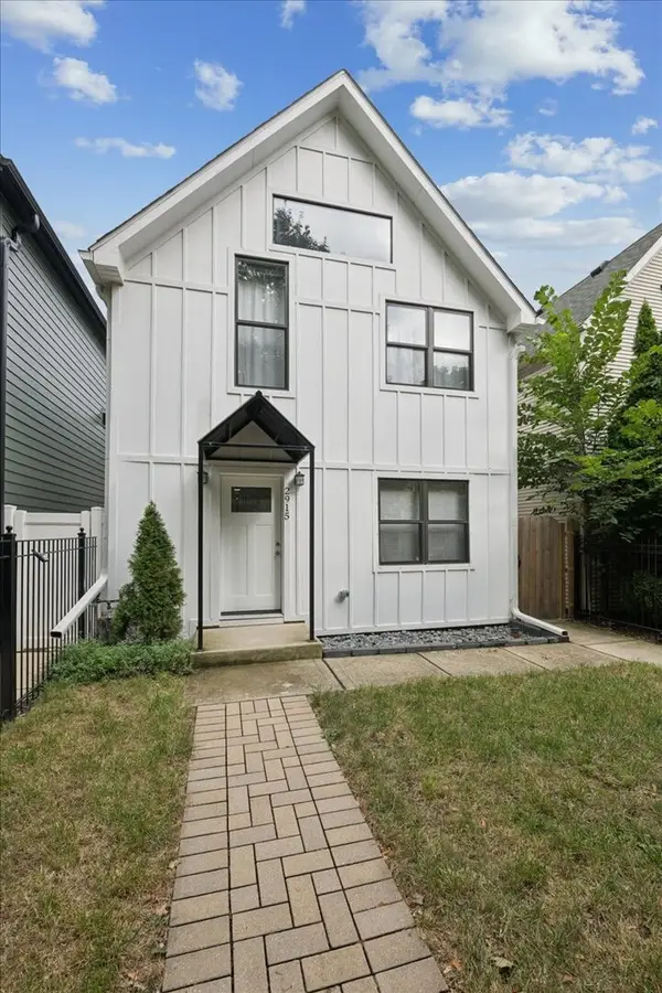 2915 N Rockwell Street, Chicago, IL 60618
