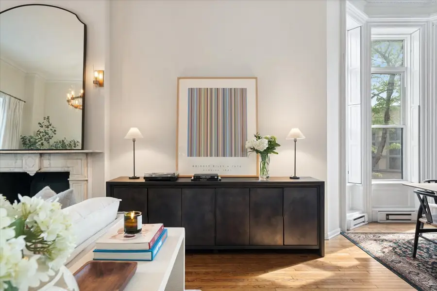 Address Withheld By Seller, Chicago, IL 60610 - #3