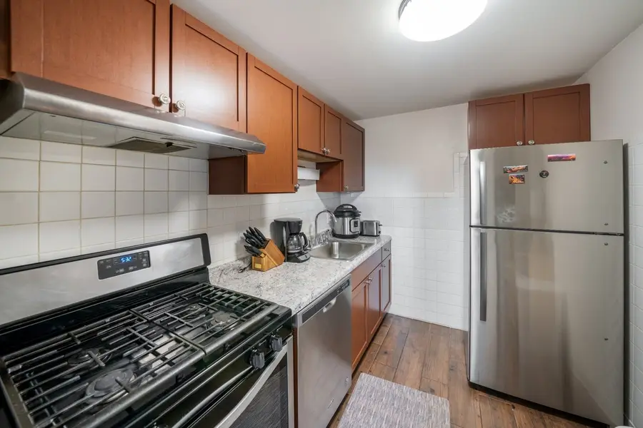 1460 Fairlane Drive #307, Schaumburg, IL 60193 - #3