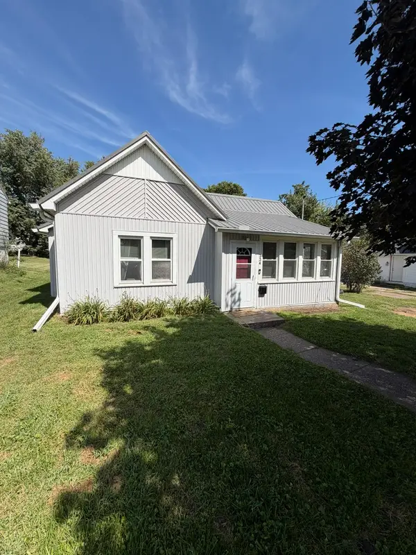 334 23rd Place, Clinton, IA 52732