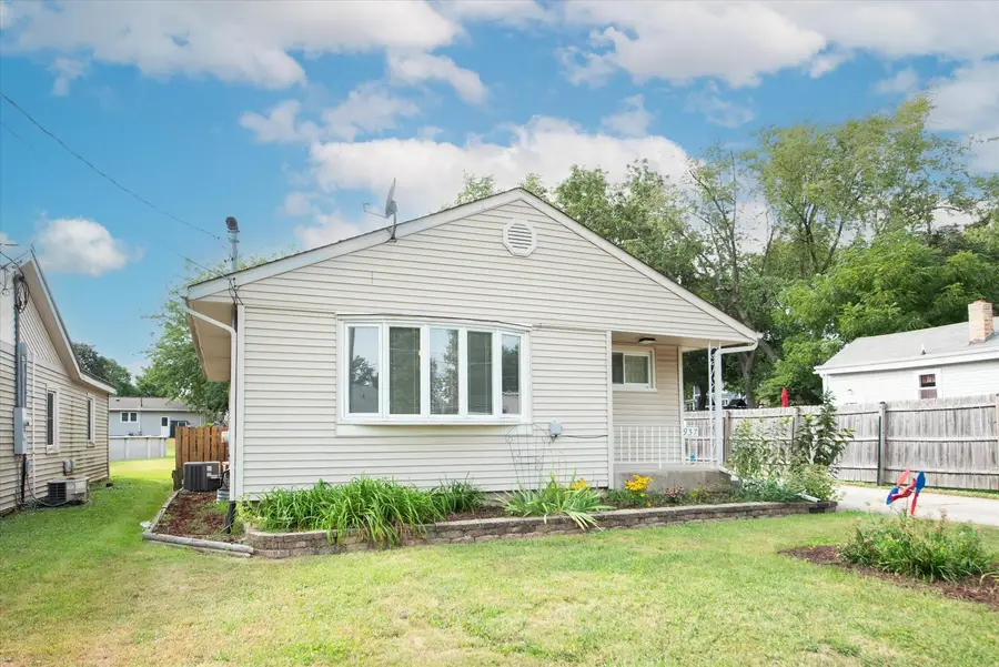 937 Townsend Street, Sycamore, IL 60178 - #2