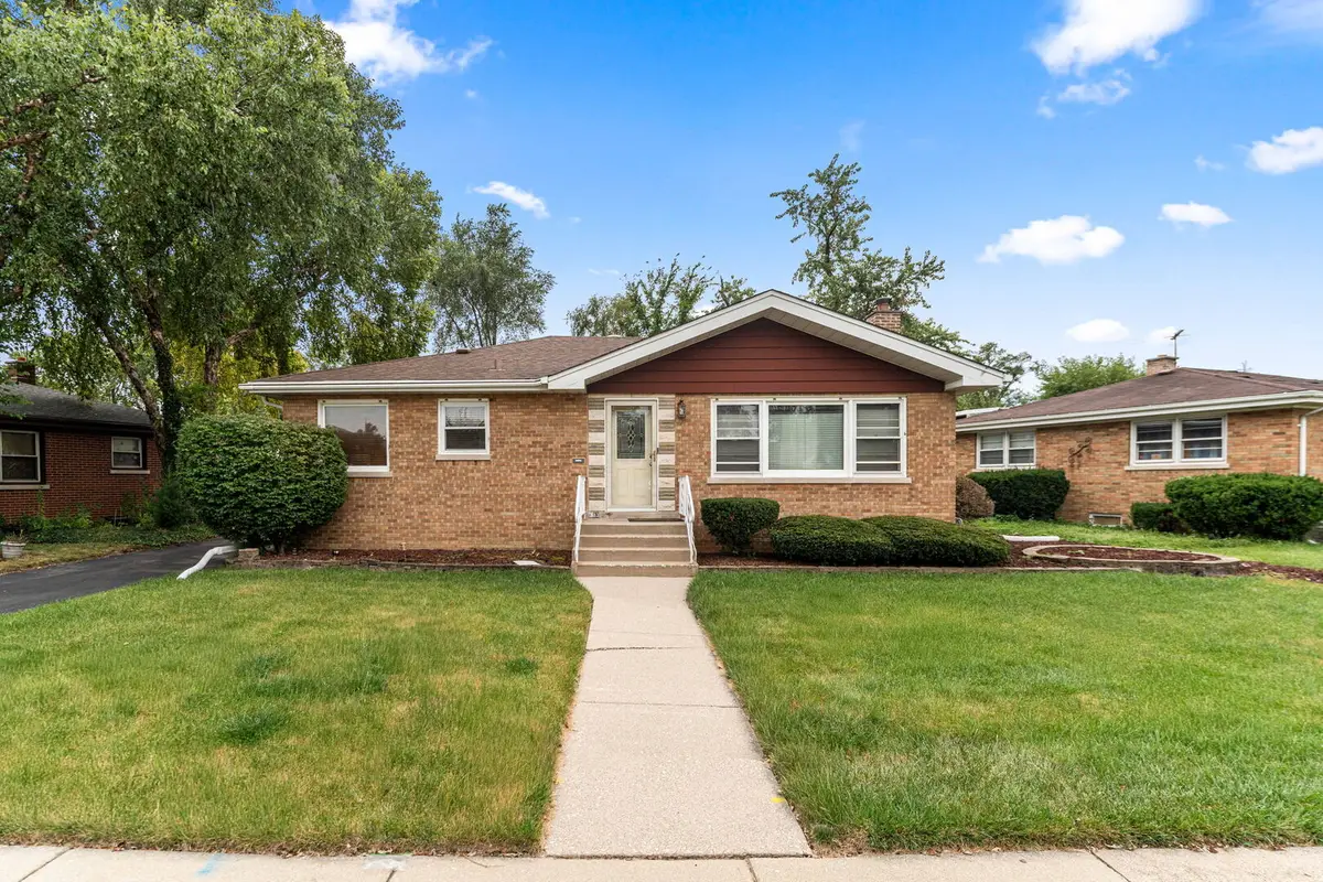 913 E 162nd Place, South Holland, IL 60473 - #1