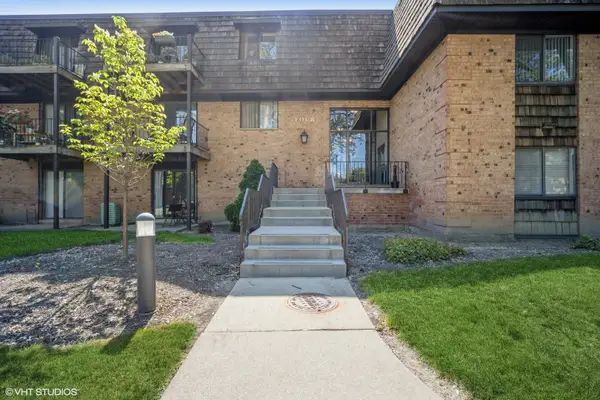 4 Oak Creek Drive #1504, Buffalo Grove, IL 60089